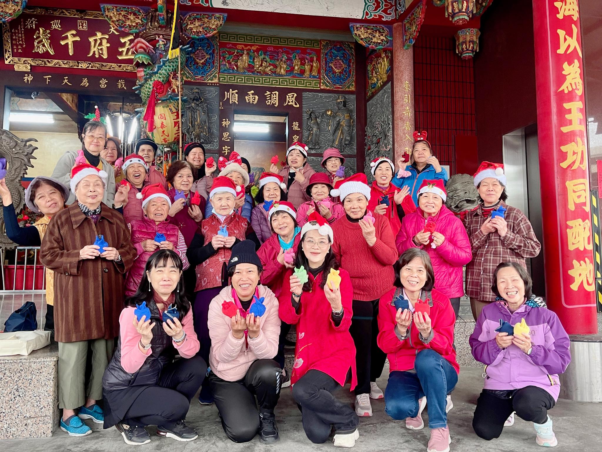 東信里天皇宮社區關懷據點