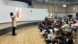 國際三冠王魔術大師李佳峰驚喜現身大里食樂基地:讓「不可能」變成「可能」 圖片4